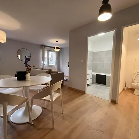 Apartman Chollat - Check In H24 - Wifi